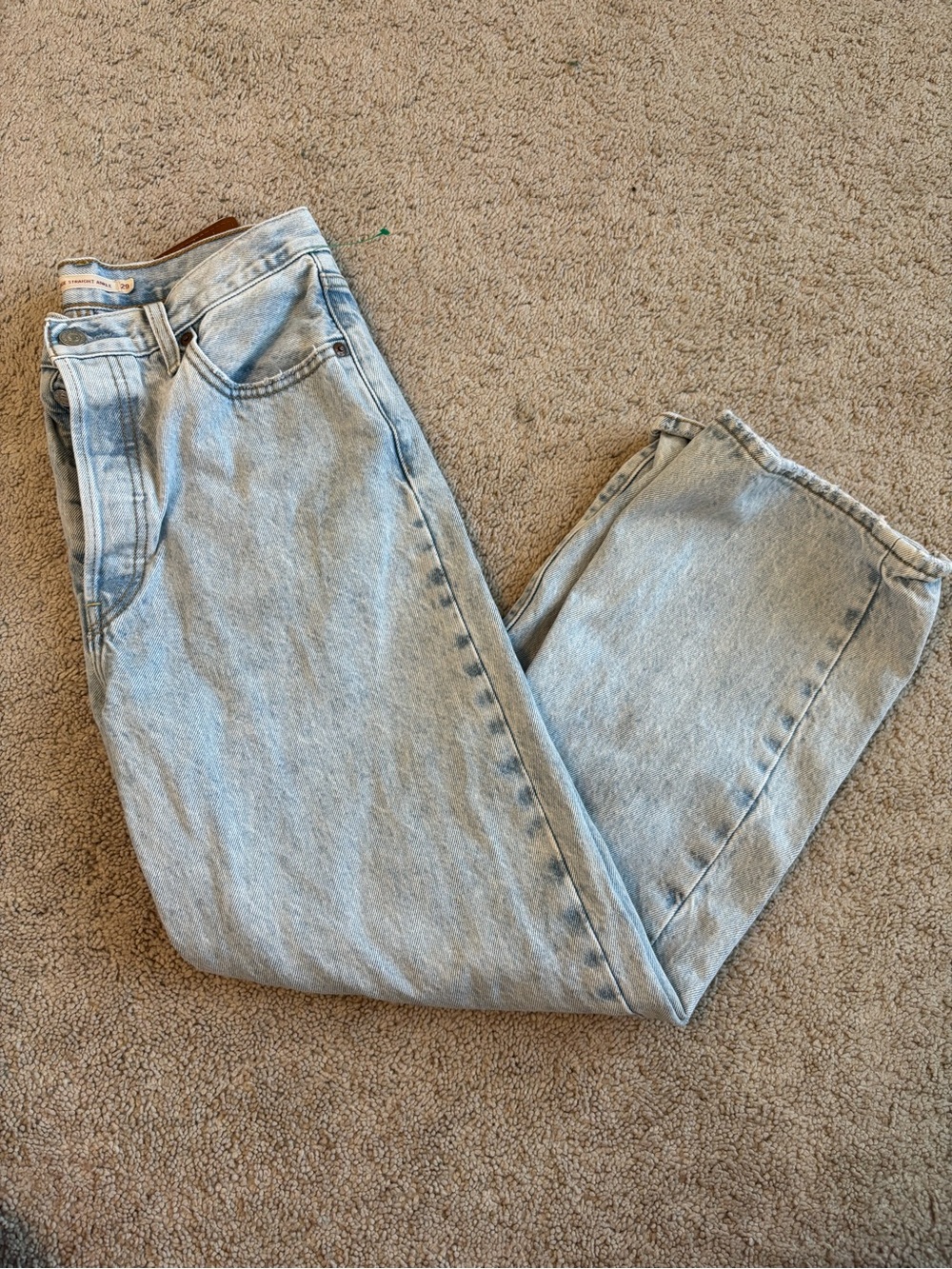 Levi's Women's Ribcage Straight Ankle Jeans in Light Wash Blue Size 29